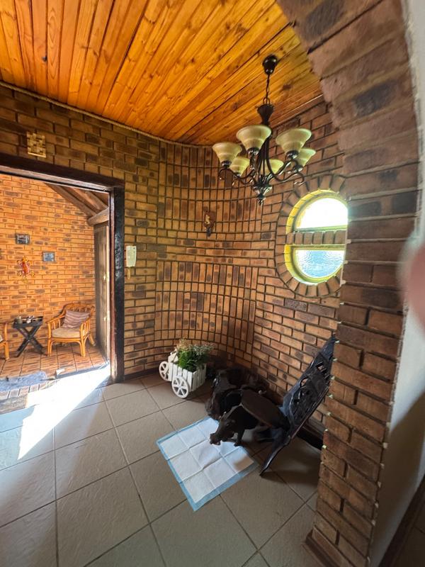 5 Bedroom Property for Sale in Reyno Ridge Mpumalanga