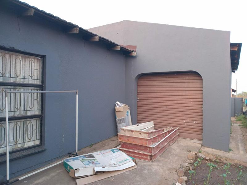 3 Bedroom Property for Sale in Mhluzi Mpumalanga