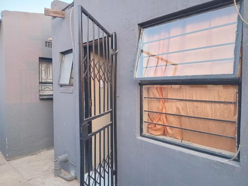 3 Bedroom Property for Sale in Mhluzi Mpumalanga