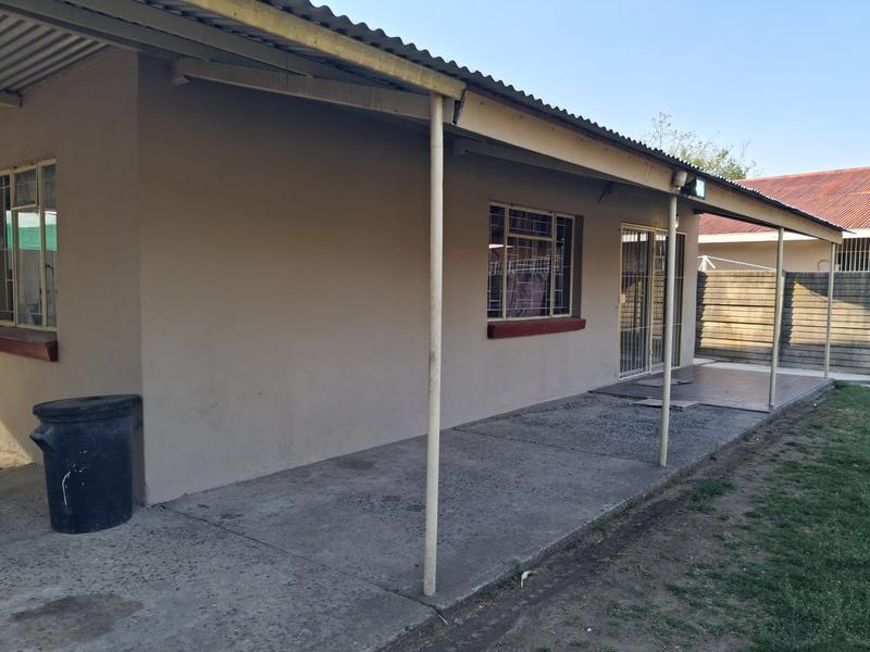 To Let 2 Bedroom Property for Rent in Meyerville Mpumalanga