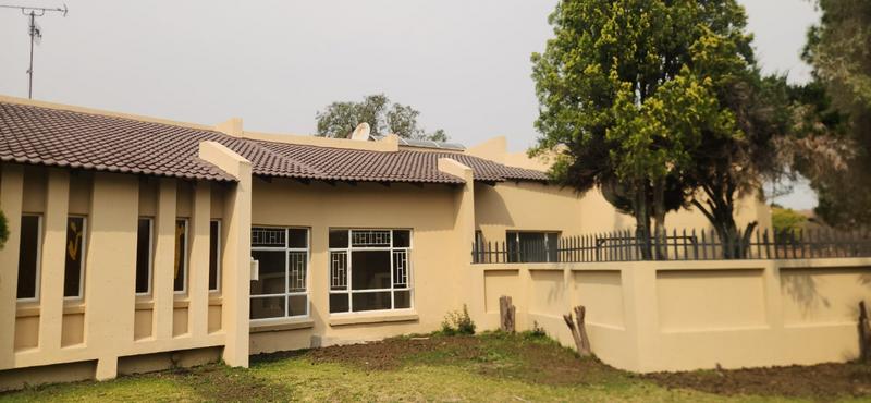5 Bedroom Property for Sale in Trichardt Mpumalanga