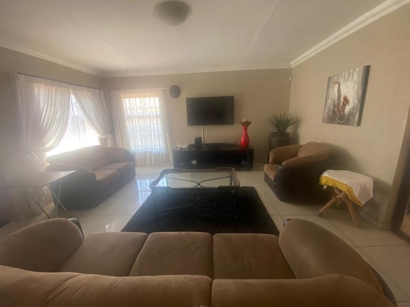3 Bedroom Property for Sale in Aerorand Mpumalanga