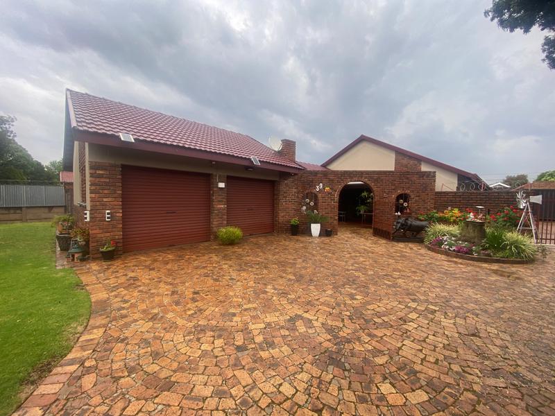 4 Bedroom Property for Sale in Kanonkop Mpumalanga