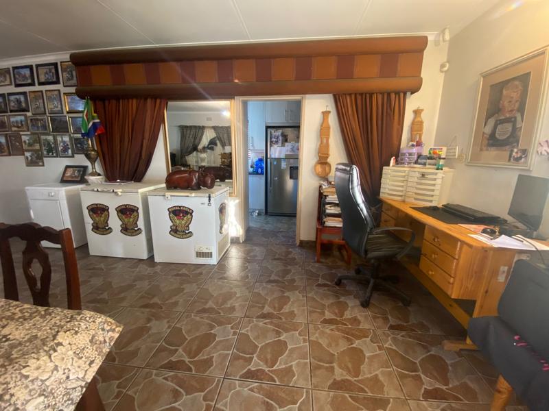 4 Bedroom Property for Sale in Aerorand Mpumalanga