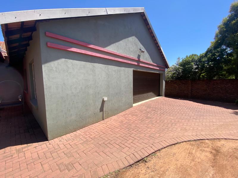 4 Bedroom Property for Sale in Aerorand Mpumalanga