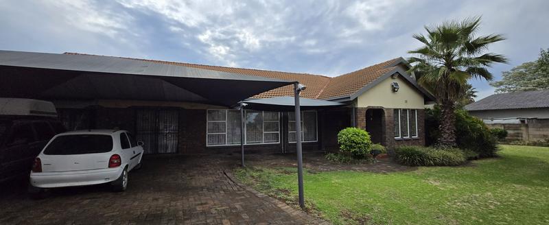 5 Bedroom Property for Sale in Middelburg South Mpumalanga