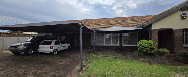 5 Bedroom Property for Sale in Middelburg South Mpumalanga
