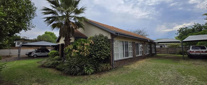 5 Bedroom Property for Sale in Middelburg South Mpumalanga