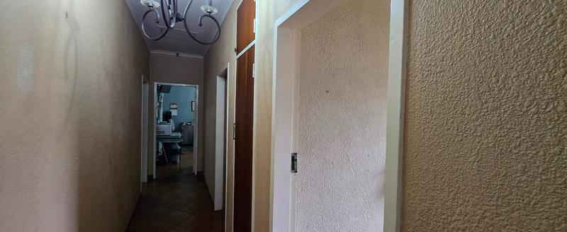5 Bedroom Property for Sale in Middelburg South Mpumalanga