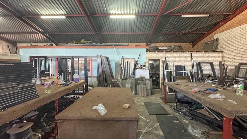 Commercial Property for Sale in Die Heuwel Mpumalanga