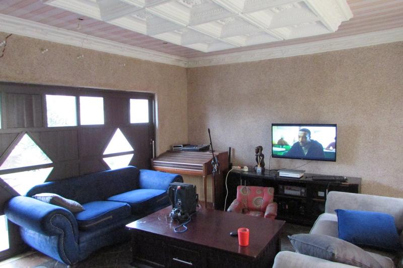 6 Bedroom Property for Sale in White River Ext 18 Mpumalanga