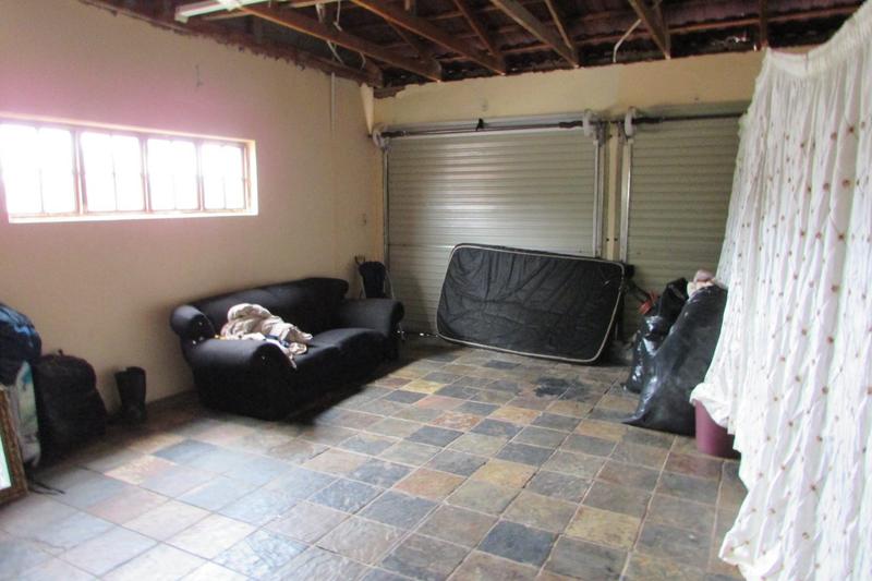 6 Bedroom Property for Sale in White River Ext 18 Mpumalanga