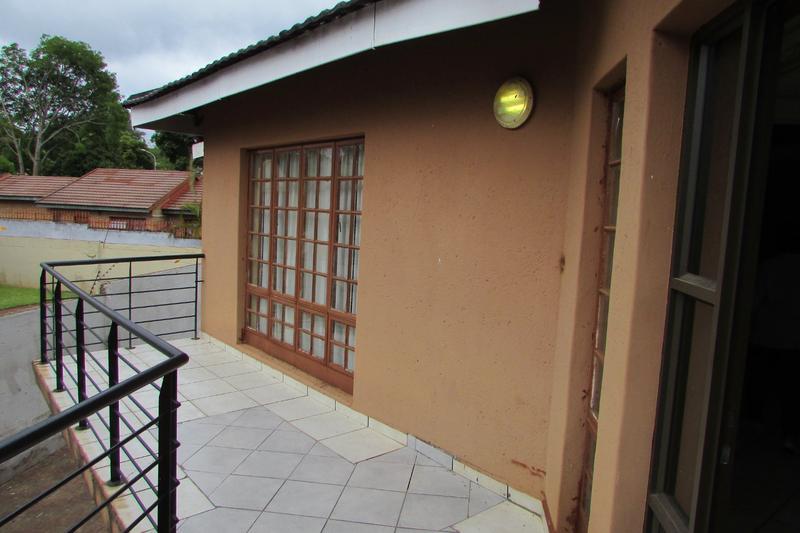 6 Bedroom Property for Sale in White River Ext 18 Mpumalanga