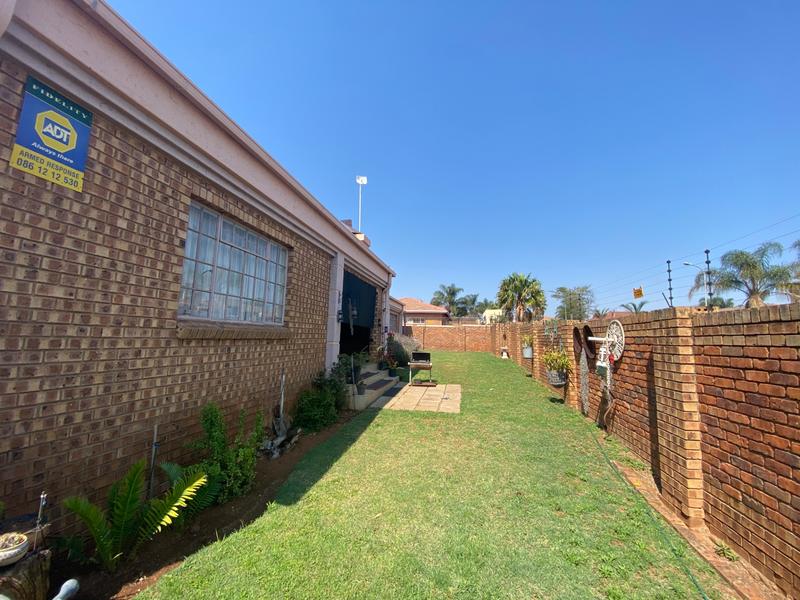 3 Bedroom Property for Sale in Aerorand Mpumalanga