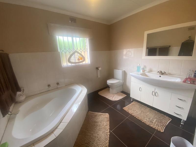 4 Bedroom Property for Sale in Gholfsig Mpumalanga