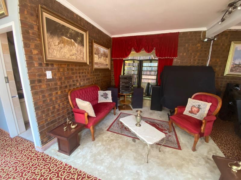4 Bedroom Property for Sale in Gholfsig Mpumalanga