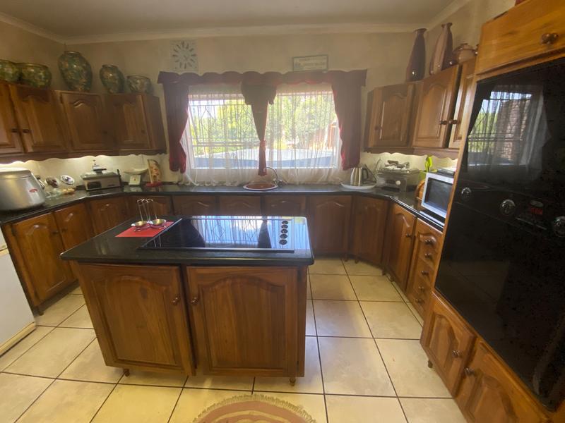 4 Bedroom Property for Sale in Gholfsig Mpumalanga