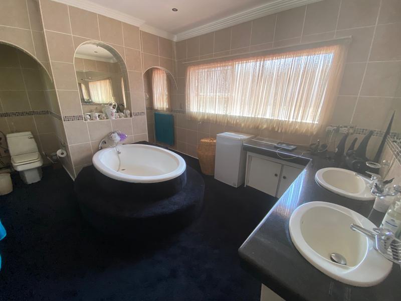 4 Bedroom Property for Sale in Gholfsig Mpumalanga