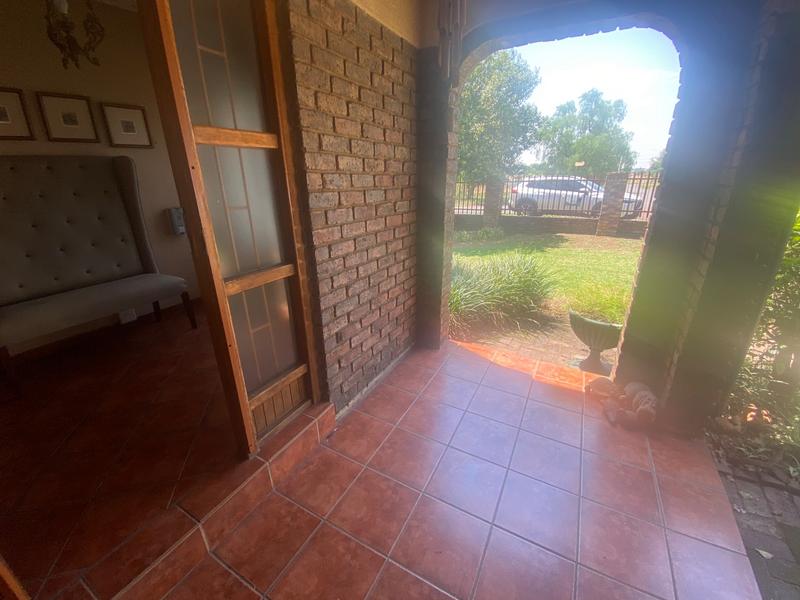 5 Bedroom Property for Sale in Middelburg South Mpumalanga