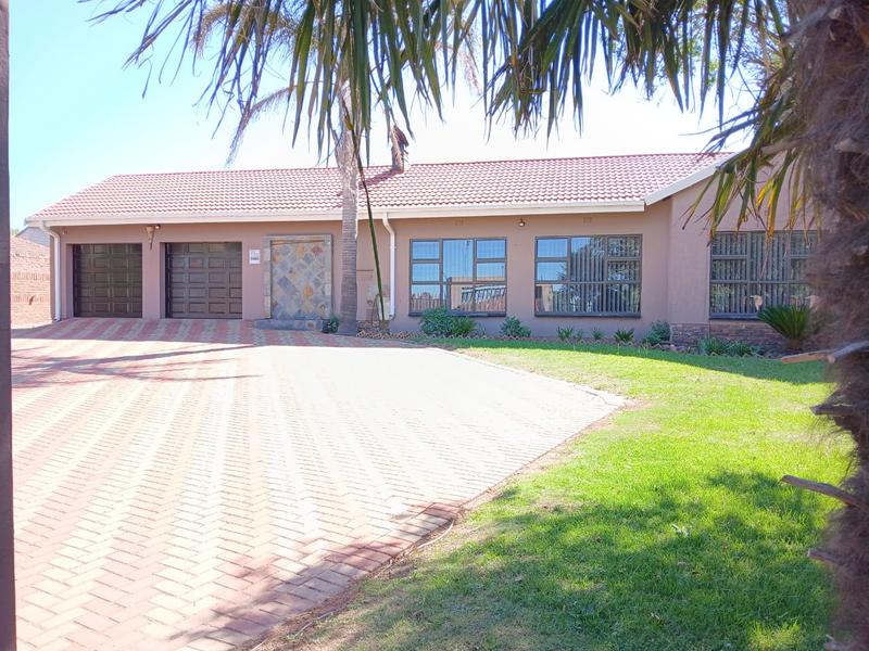 3 Bedroom Property for Sale in Ermelo Mpumalanga