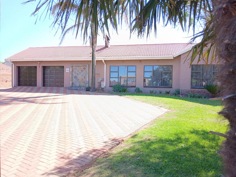 3 Bedroom Property for Sale in Ermelo Mpumalanga