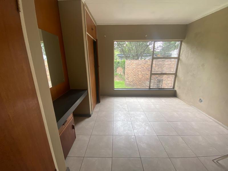 6 Bedroom Property for Sale in Clubville Mpumalanga