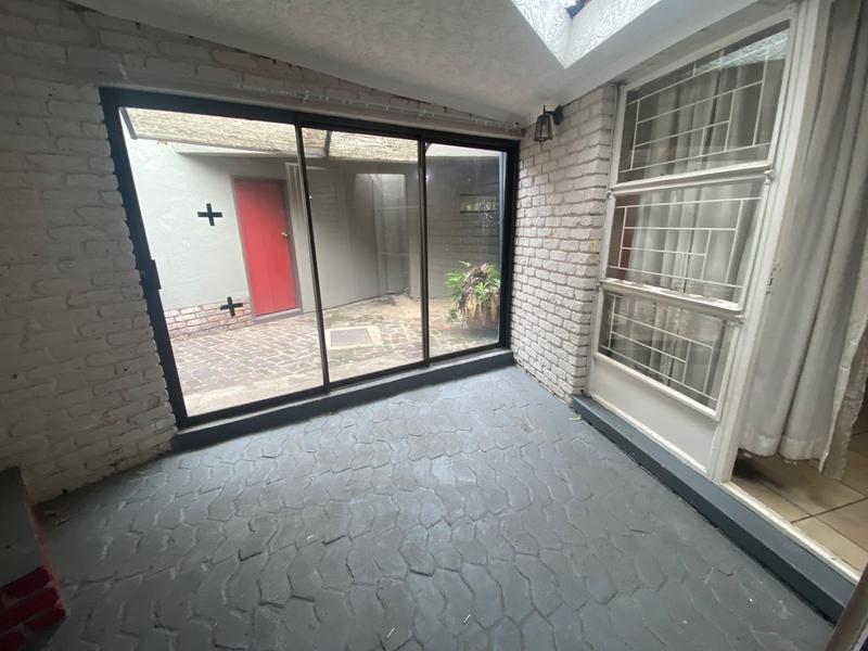 6 Bedroom Property for Sale in Clubville Mpumalanga
