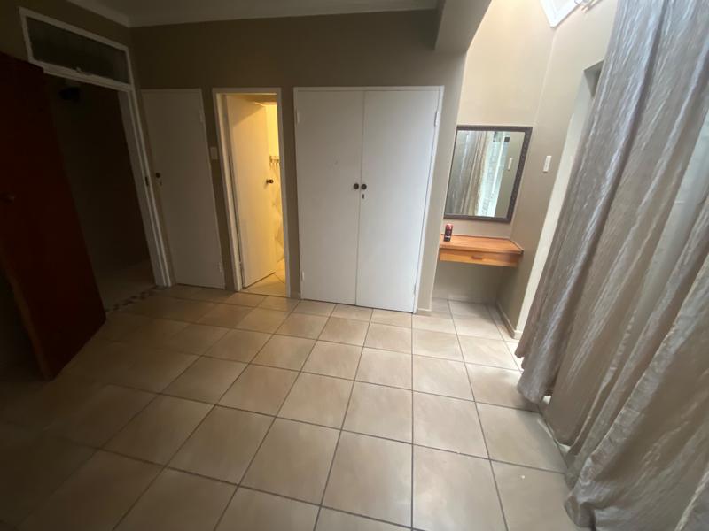 6 Bedroom Property for Sale in Clubville Mpumalanga