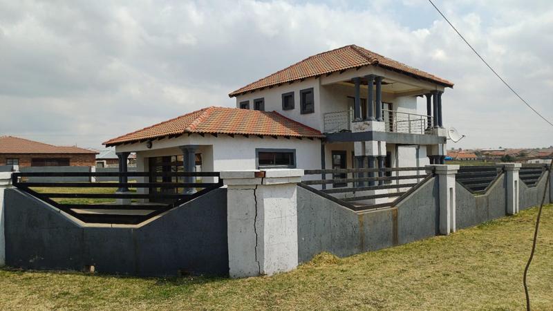 5 Bedroom Property for Sale in George Botha Park Mpumalanga