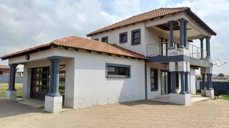 5 Bedroom Property for Sale in George Botha Park Mpumalanga