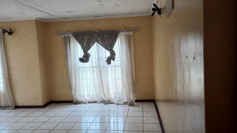 3 Bedroom Property for Sale in Nederlandpark Mpumalanga