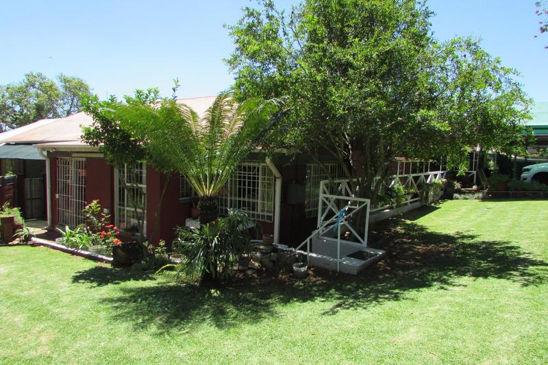 6 Bedroom Property for Sale in White River Mpumalanga