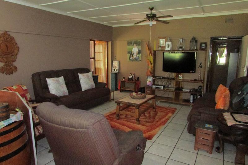 6 Bedroom Property for Sale in White River Mpumalanga