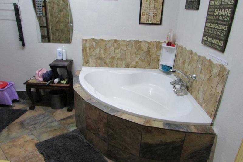3 Bedroom Property for Sale in White River Mpumalanga