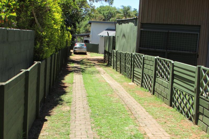 6 Bedroom Property for Sale in White River Mpumalanga