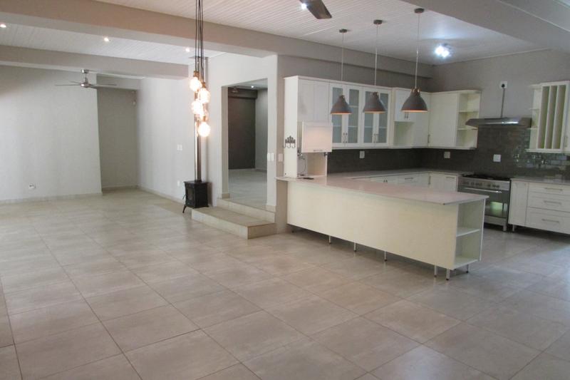 5 Bedroom Property for Sale in White River Ext 18 Mpumalanga