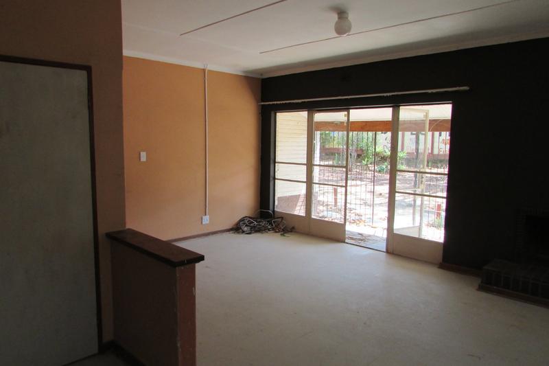 To Let 3 Bedroom Property for Rent in White River Mpumalanga