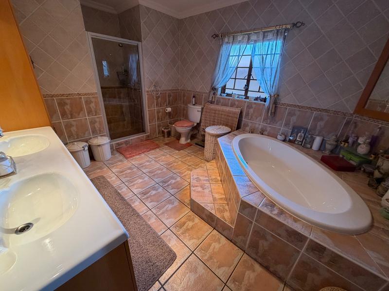 3 Bedroom Property for Sale in Aerorand Mpumalanga