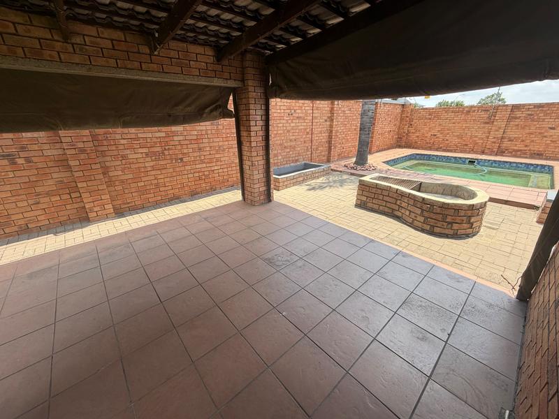 3 Bedroom Property for Sale in Aerorand Mpumalanga