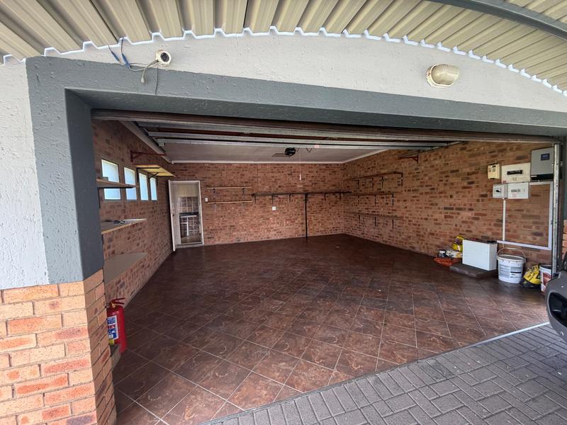 3 Bedroom Property for Sale in Aerorand Mpumalanga