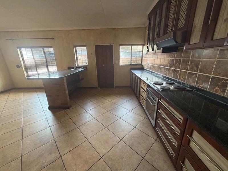 3 Bedroom Property for Sale in Aerorand Mpumalanga
