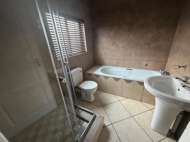 3 Bedroom Property for Sale in Aerorand Mpumalanga