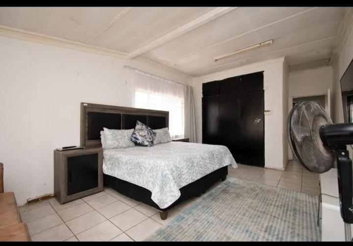 4 Bedroom Property for Sale in Kromdraai Mpumalanga