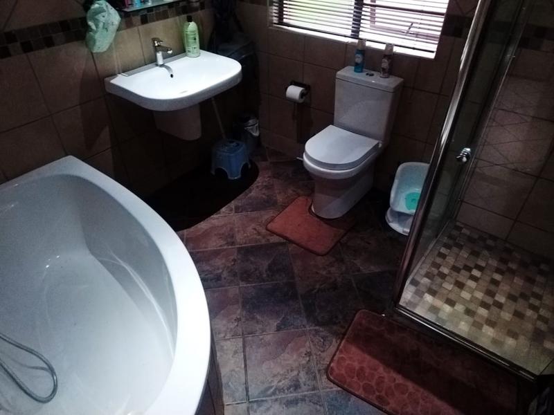 4 Bedroom Property for Sale in Barberton Mpumalanga
