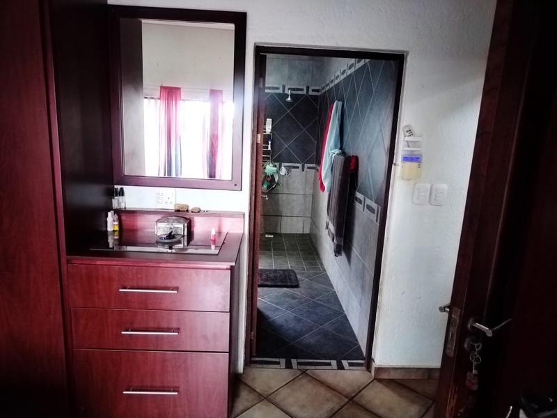 4 Bedroom Property for Sale in Barberton Mpumalanga