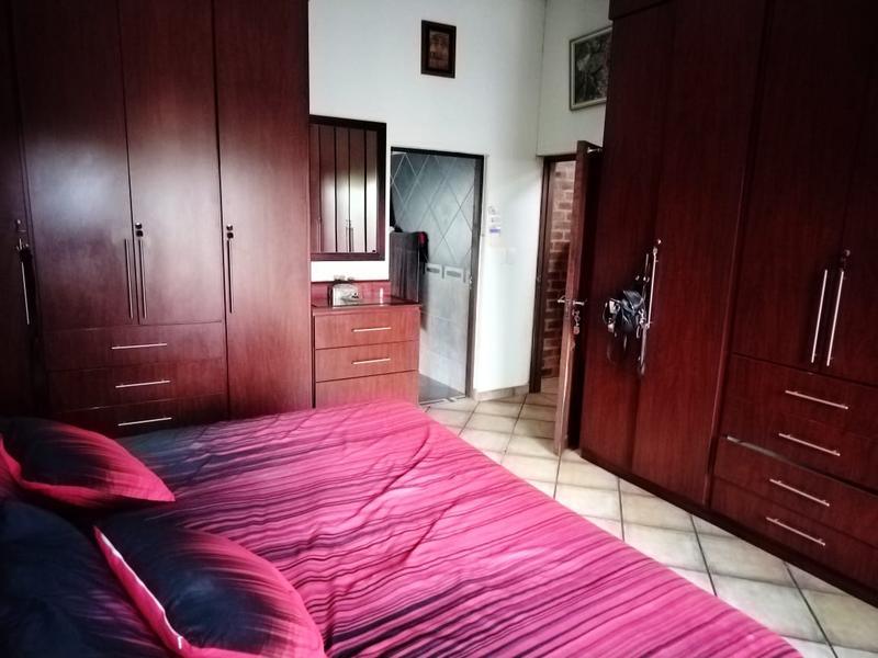 4 Bedroom Property for Sale in Barberton Mpumalanga