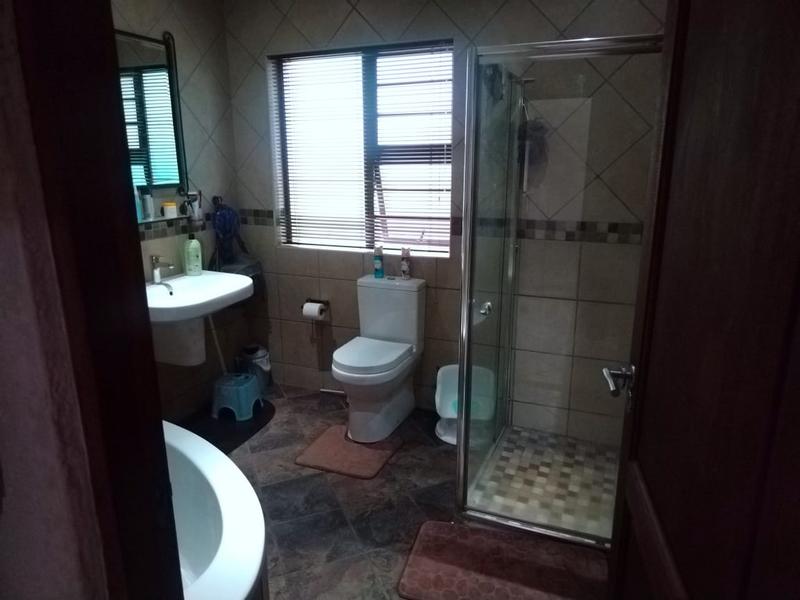 4 Bedroom Property for Sale in Barberton Mpumalanga