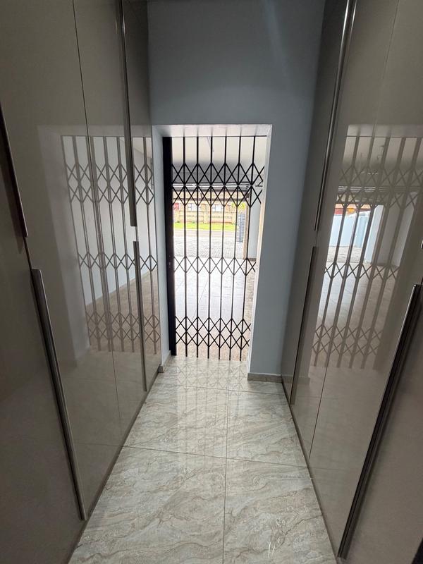 5 Bedroom Property for Sale in Aerorand Mpumalanga