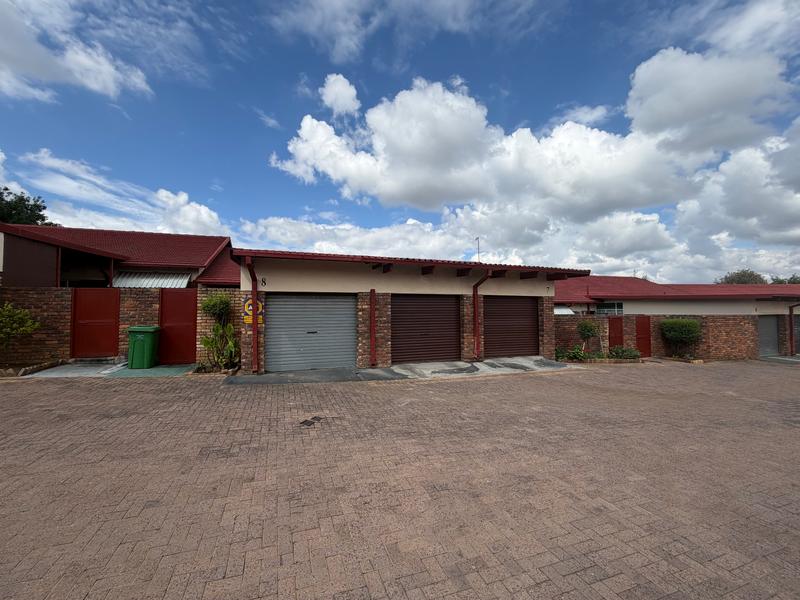 2 Bedroom Property for Sale in Gholfsig Mpumalanga