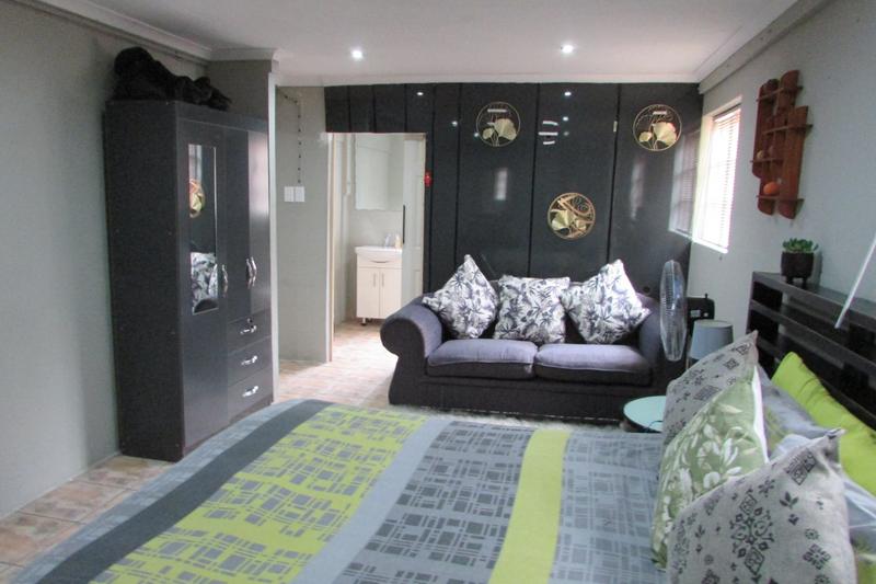 6 Bedroom Property for Sale in Kingsview Ext 1 Mpumalanga